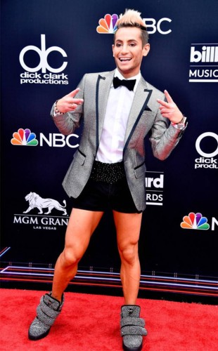 rs_634x1024-180520145156-634_frankie-j grande- se 