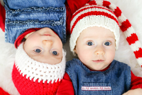 Olívia à esquerda  ,  Lisa à direita