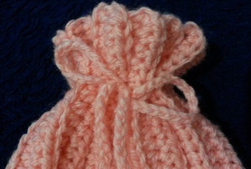 gorro salmao detalhe.jpg