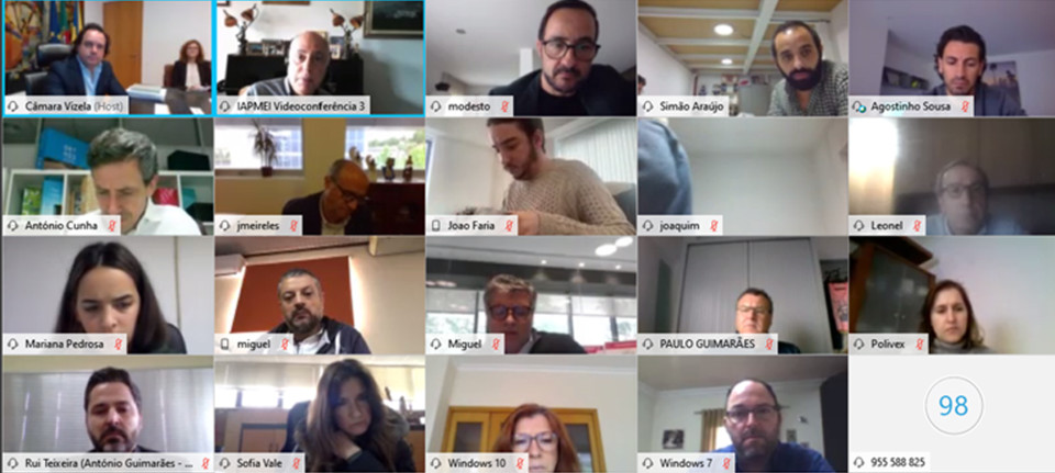 reuniao empresas.jpg