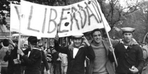 25_Abril_900.jpg 25_Abril_900.jpg