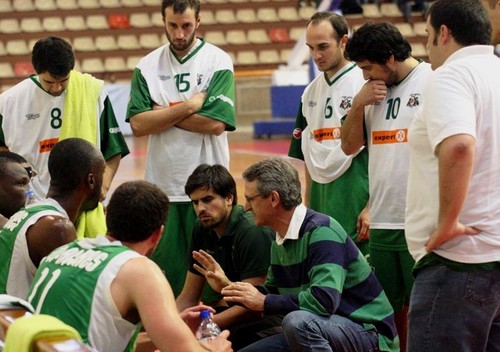 Nuno Barroso e Dédalo Enes mantém-se no Lusitânia...