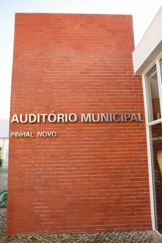 Auditório Municipal Pinhal Novo.JPG Auditório Municipal Pinhal Novo.JPG