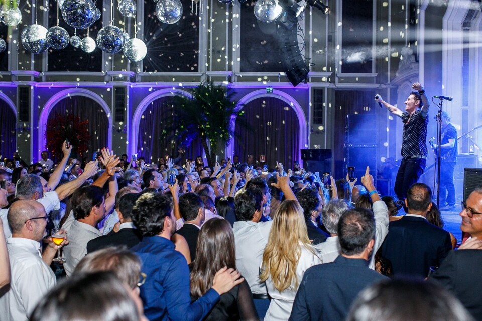 festa-show-alj-161-anos-com-capital-inicial1733236