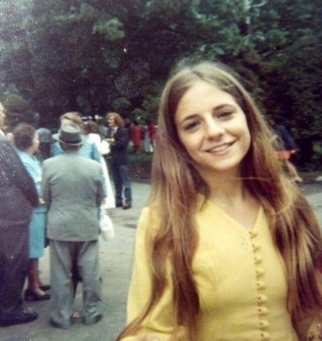 Young Women in the 1970s (31).jpg