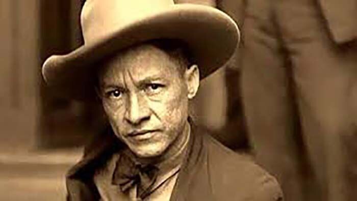 sandino-telesur-compressor.jpg
