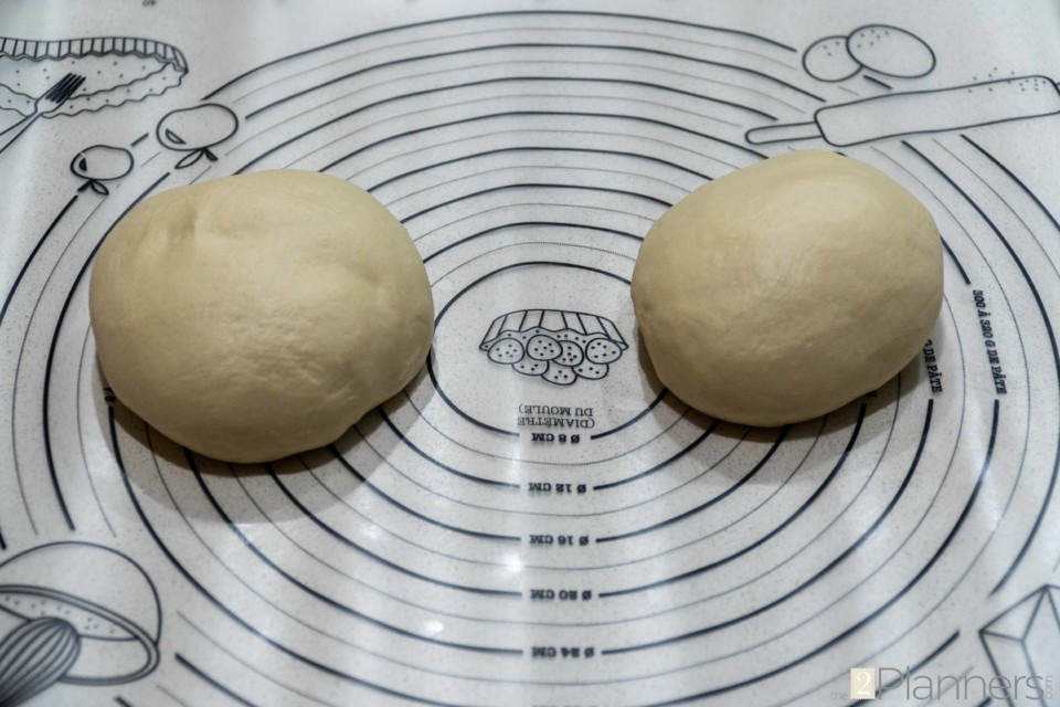 Italian Pizza Dough Recipe - The2Planners