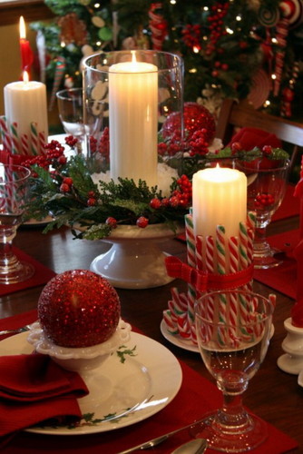 Christmas-Dinner-Table-Decoration-Ideas-with-Candl
