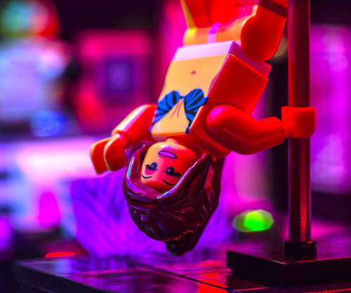 lego-strip-club-4.jpg