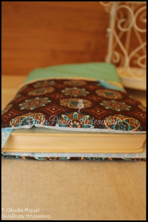 Capa para livros de bolso Blue Mandalas2.JPG