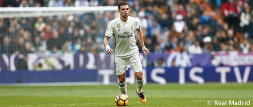 PEPE__HE27367_hThumb.jpg