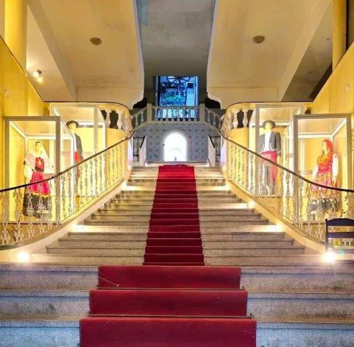 Escadaria Casa do Minho - RJ.jpg