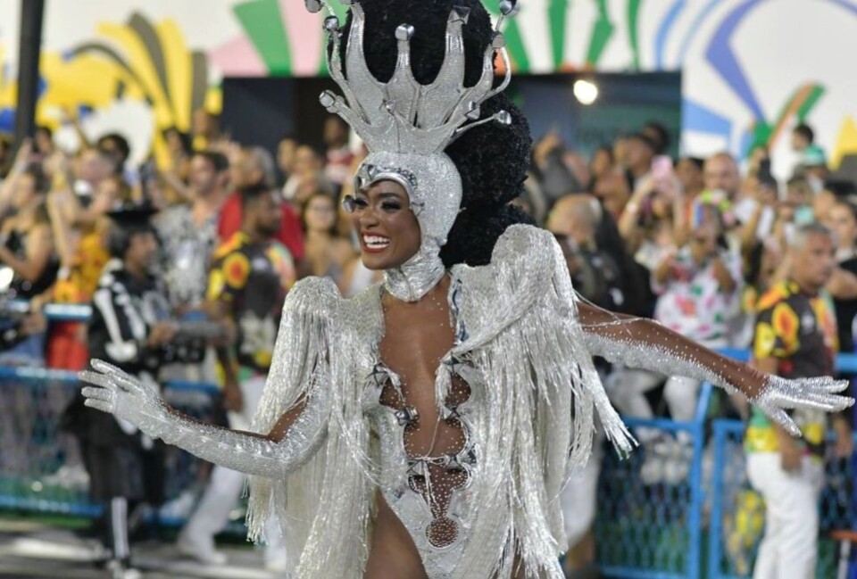 Erika Januza 2 (Carnaval Rio 2022).jpg