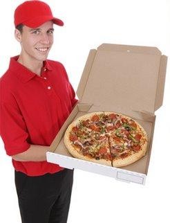 Entraga de uma Pizza a um gay