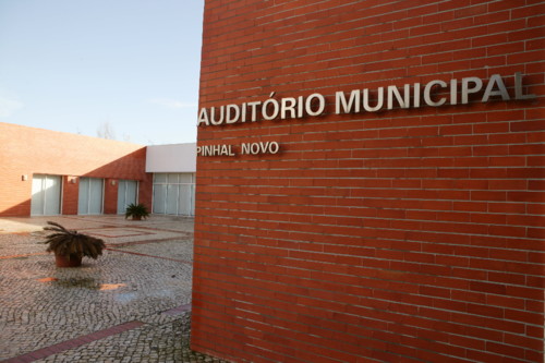 Auditório Municipal de Pinhal Novo.JPG