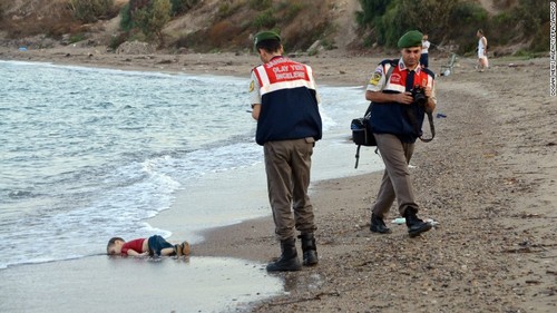 150902112836-restricted-refugee-boy-bodrum-exlarge 150902112836-restricted-refugee-boy-bodrum-exlarge