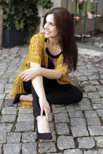 carla pires.jpg