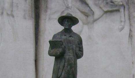 Estátua de Salvador de Mariaga.jpg