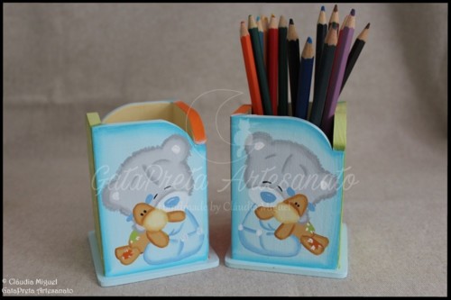 Mealheiros, letras e porta-lápis2.JPG