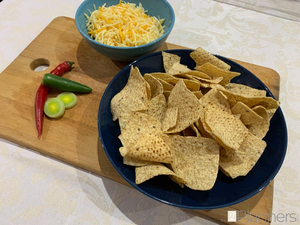 Cheesy Nachos Recipe - The 2 Planners