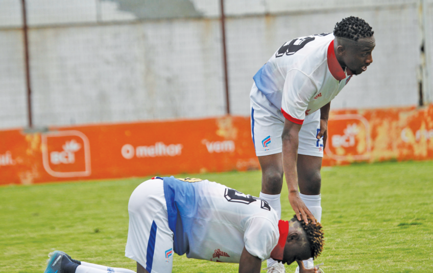 equipamento tricolor.png