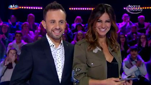 Apresentadores do Agarra a Música