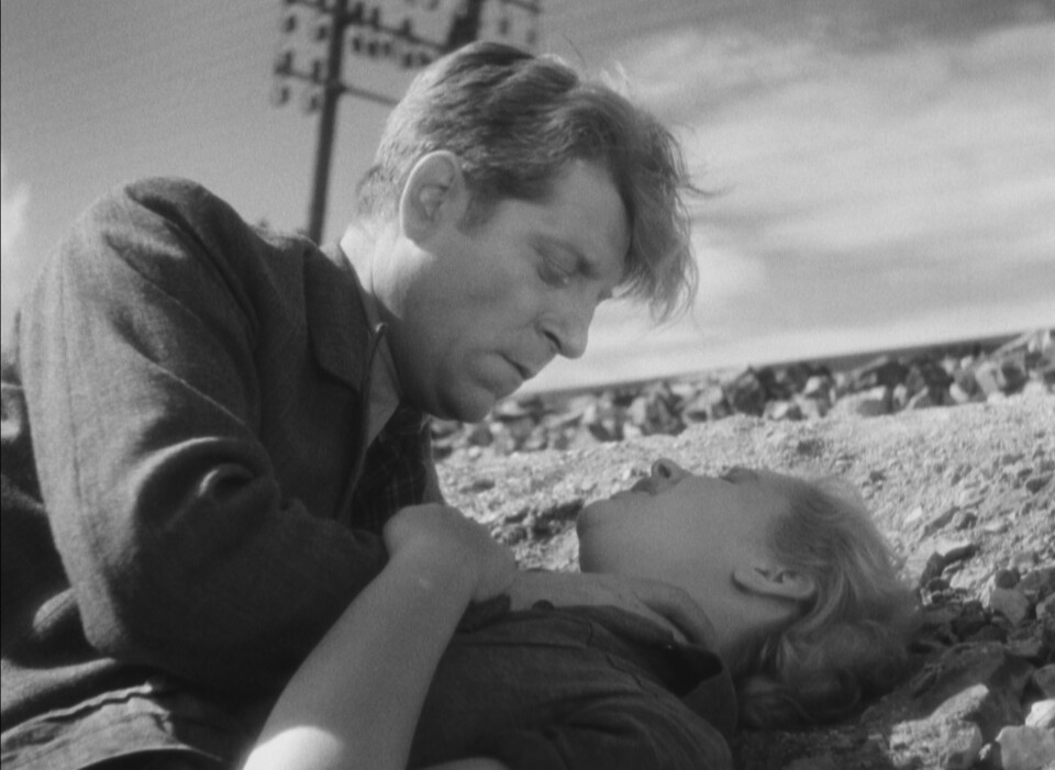 MV5BNjgyMTM2OTk4MV5BMl5BanBnXkFtZTgwOTAxMDMyMjE@._