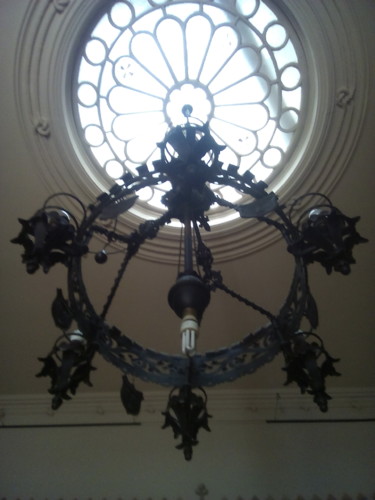 Candeeiro e clarabóia. Foto DAPl. 2018.jpg