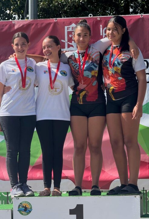 3. C Matilde Barros e Paloma Silva .jpg