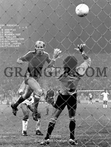 0221918-SPORTS-Uefa-European-Champions-Clubs-Cup-2 0221918-SPORTS-Uefa-European-Champions-Clubs-Cup-2