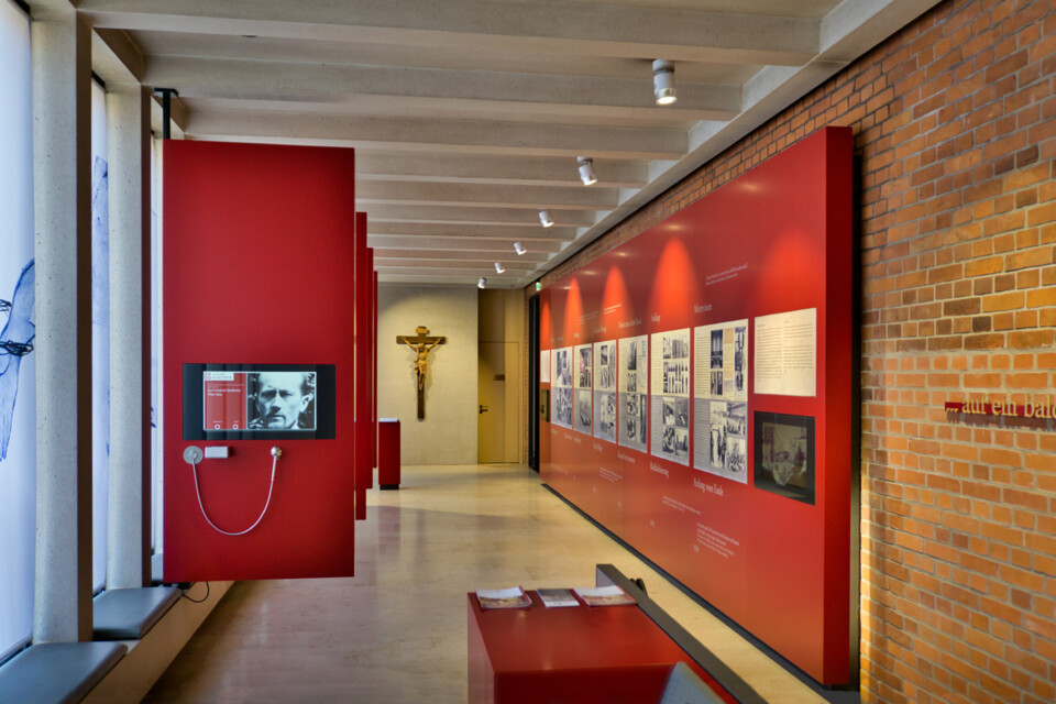 Ala de homenagem aos Mártires de Lübeck 2.jpg