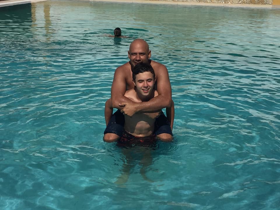 64978477_2394239893960905_3978534072933679104_n.jp