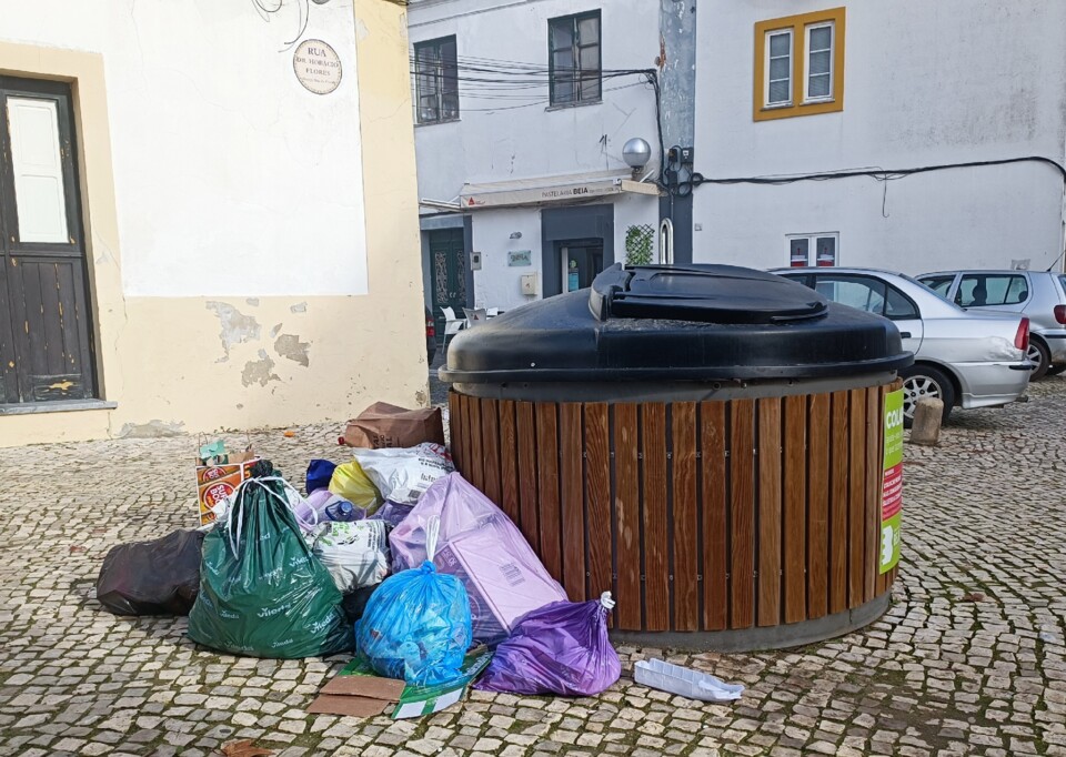 Lixo na via pública (5).jpg