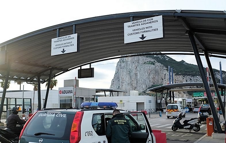 Gibraltar-Espanha-Fronteira.jpg