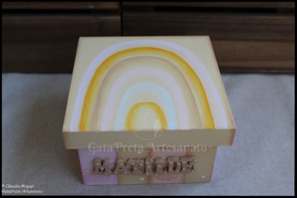 Caixa recordações de bebé Soft Rainbow1.JPG