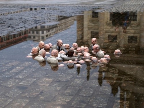 waiting for climate change-issac-cordal.jpg waiting for climate change-issac-cordal.jpg