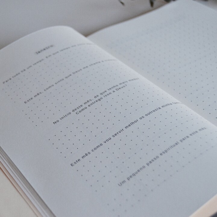 agenda magnificat 4.jpg