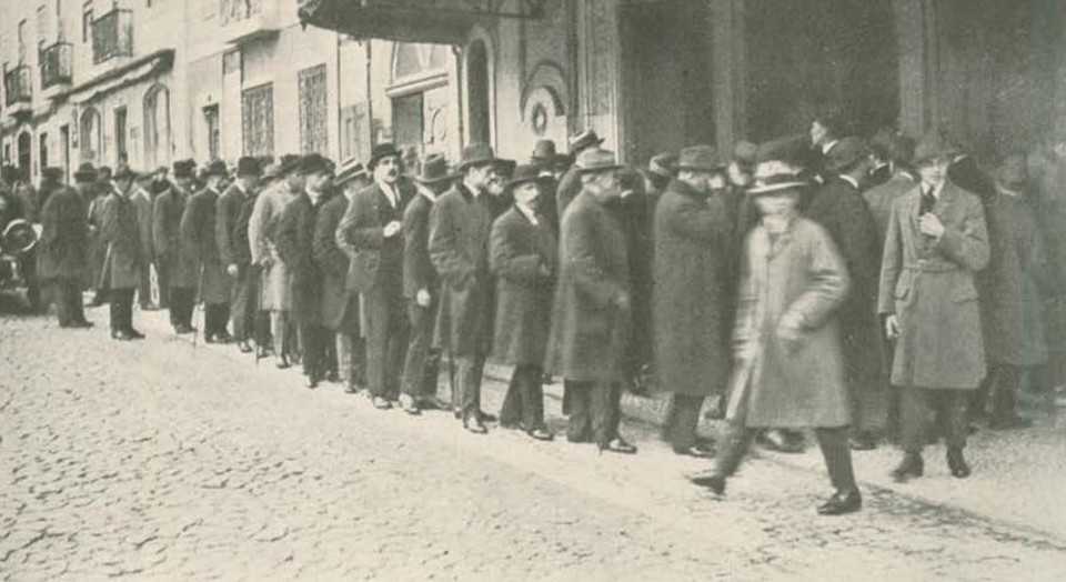 bicha paa o teatro.JPG