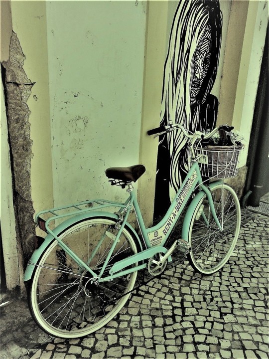 rent_a_bike.jpg rent_a_bike.jpg