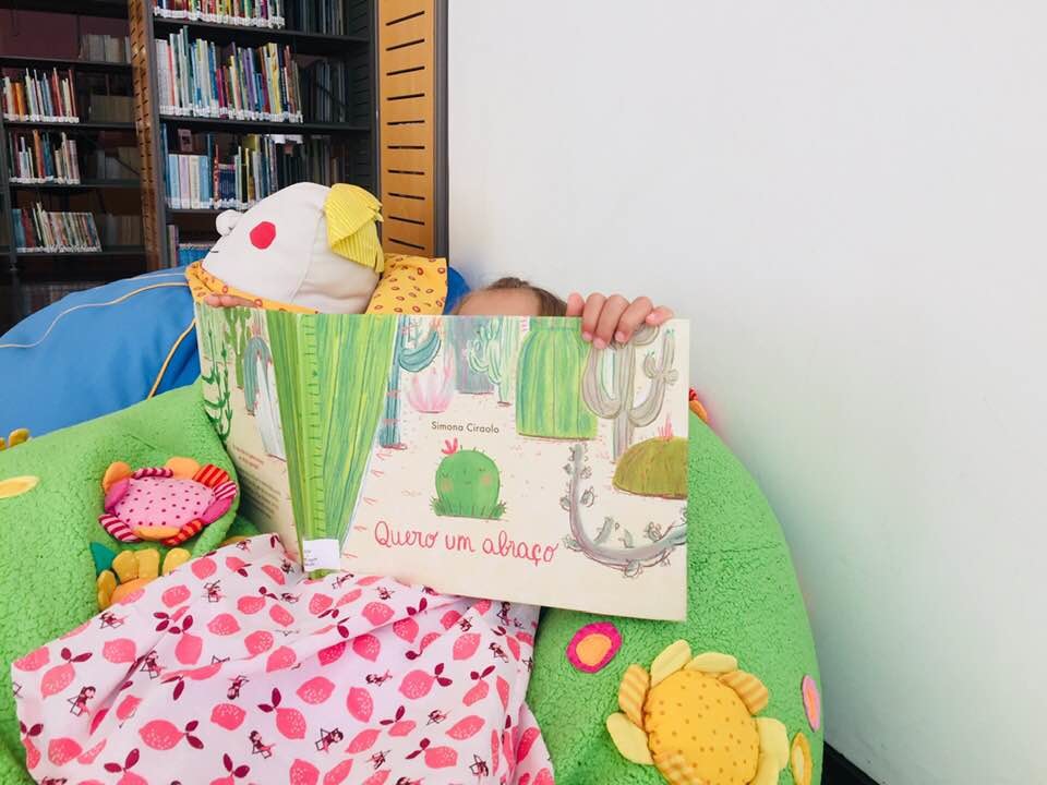 leitura na infância.jpg