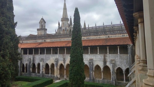 claustros.jpg
