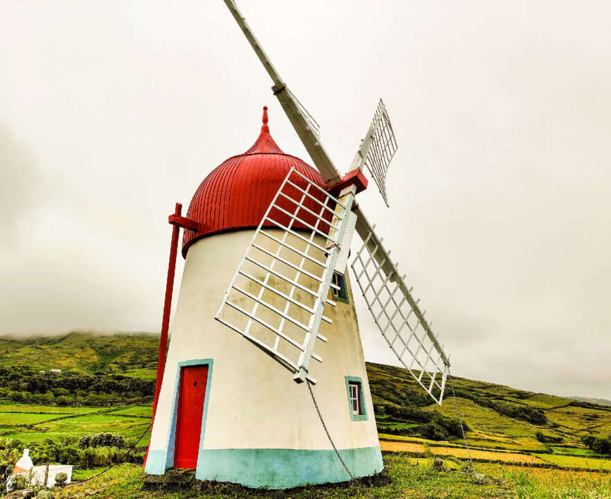 Moinho branco Graciosa.jpg