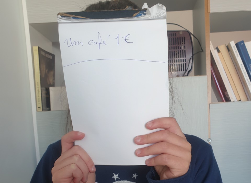 dinheiro Caetana.jpg