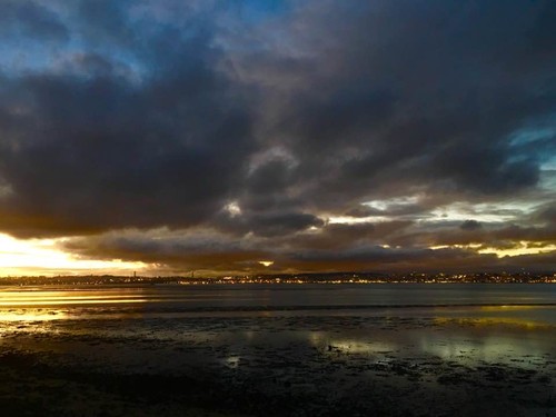 14390650_1179499478760119_3881066006014336895_n.jp