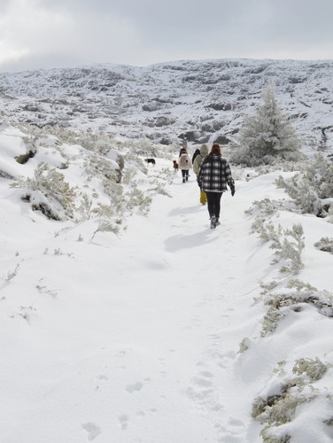 Snow hike, Serra da Estrela, Portugal.jpg