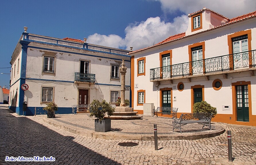 LARGO DO PELOURINHO.JPG