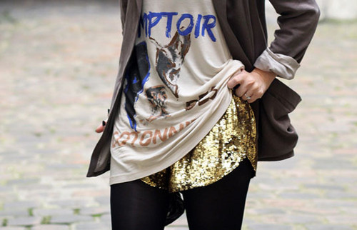 fashiolista-fashion-girl-gold-sequin-streetstyle-F