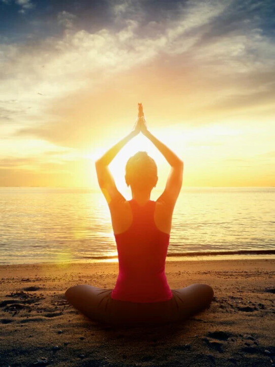 5-bonnes-raisons-de-pratiquer-le-yoga-ne-serait-ce