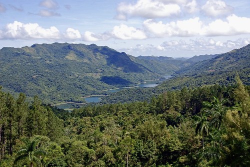 64 Cuba - Trinidad - Sierra del Escambray - Embals 64 Cuba - Trinidad - Sierra del Escambray - Embals