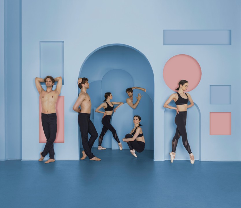 Quadros a amadurecer nas paredes 